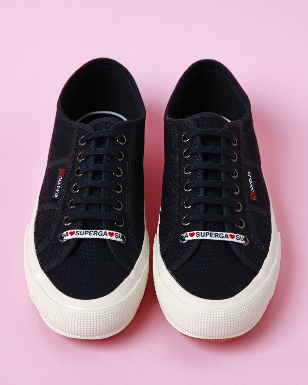 Superga: Gifts for Him