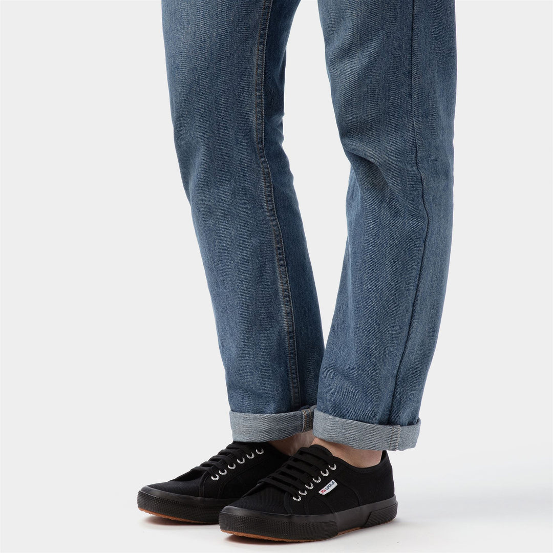 Classic Unisex Sneakers in Black with Cotton Upper main