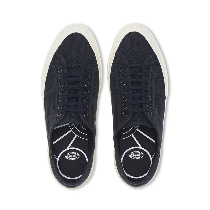 Zapatillas unisex de corte bajo en azul marino con parte superior de algodón 4