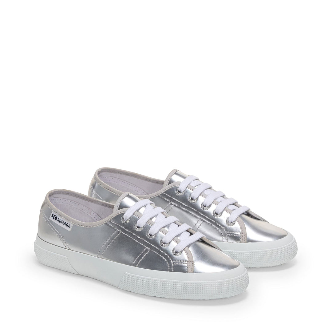 Woman's Low Cut Silver Sneakers with Synthetic Upper main